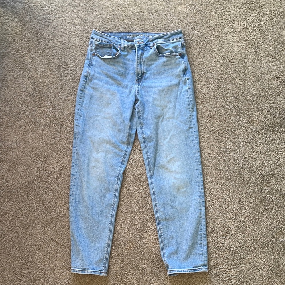 American eagle mom jeans